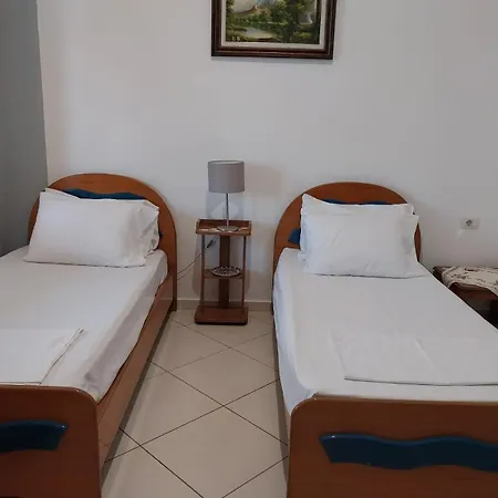 Guest House Villa * ساراندا